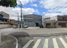 Vista externa da rua onde fica a Playtech Eletrônica